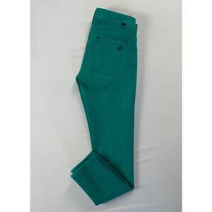 DL1961 'Emma Legging' 4-Way Stretch Lightweight Stretch Jeans, in Mermaid. 25.